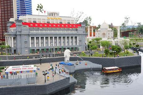 The Fullerton Hotel LEGO replica