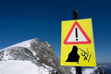 5 Bizarre Ways Skiing Can Suddenly Kill You