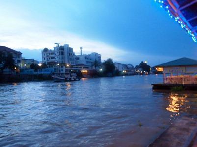 OLYMPUS DIGITAL CAMERA OLYMPUS DIGITAL CAMERA