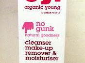 Cleanser, Make-Up Remover Moisturiser. Review.