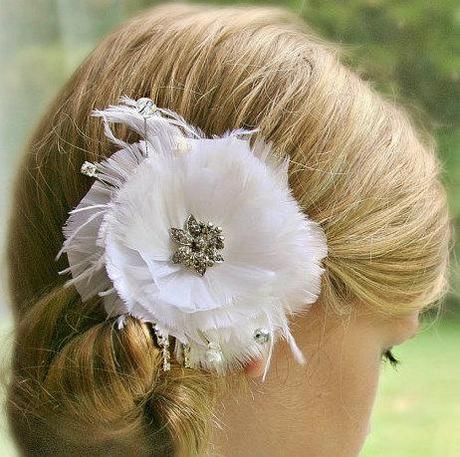 Bridal Hair Flower with Feathers, Wedding Hair, White Flower Fascinator with Rhinestones, Crystalsand Pearls, Bridal Hair Accessory