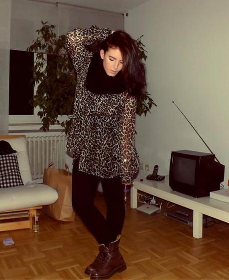 Leopard print & Docs (by Amy M)

Abend!It’s been a...