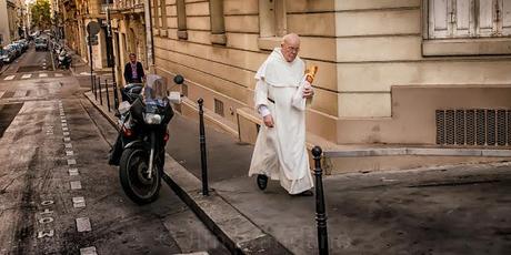 PARIS STREETS;  ROMANCE, CLICHES AND LOST GIRLS!!