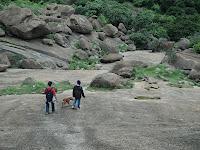 61) Savandurga trek & Manchanbele: (30/8/2012)