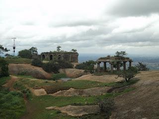 61) Savandurga trek & Manchanbele: (30/8/2012)