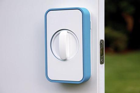 Lockitron Keyless Entry System1 Lockitron, A Keyless Entry System That Works With Any Mobile Phone