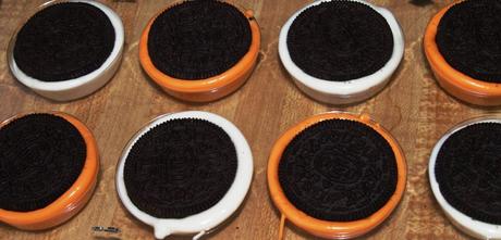 Halloween Oreos