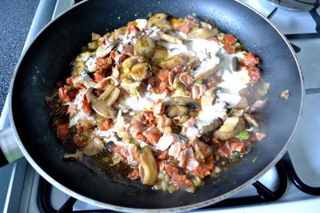 Food Junkie: Grandma's Mushroom & Chorizo Tagliatelle