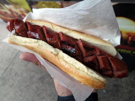 EAT: Yves Veggie Dogs – Hot Dogs Stand in Vancouver, BC