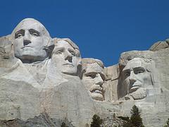 Mount Rushmore statues