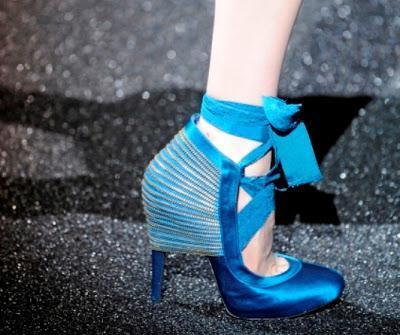GUEST POST: From Mad Max to The Midas Touch - Haute Couture Shoe Trends 2012