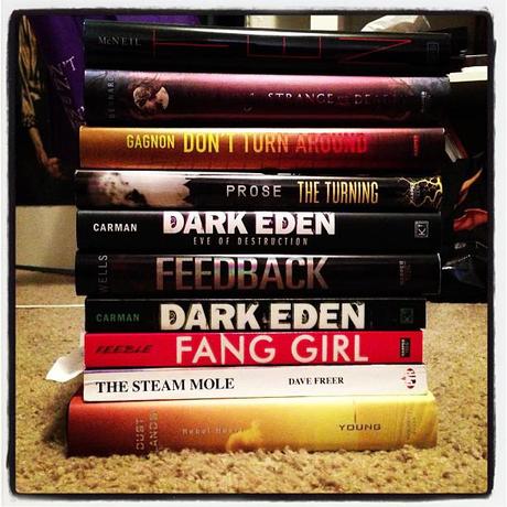 Stacking the Shelves - The one with creepy HarperTeen books!