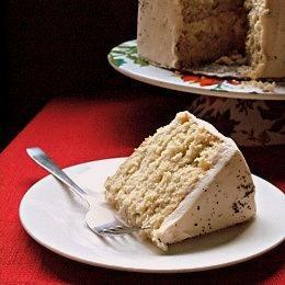 How to Bake with Tea: Apple Chai Spice Cake with Honey Vanilla Buttercream