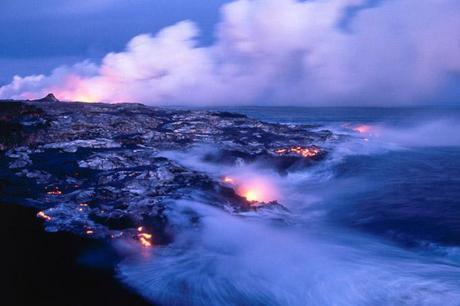 Lava flows at Kamoamoa Black Sands beach in Hawaii’s Volcanoes National Park