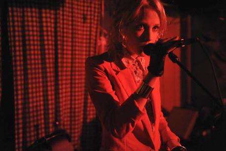 Emma Louise3 HIGH HIGHS, MOZARTS DAUGHTER, YOUNG EVILS ROCK CMJ [PHOTOS]