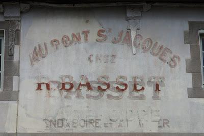 Ghost signs (81): Au Pont St Jacques