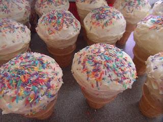 FFS!? Friday: Birthday cakes