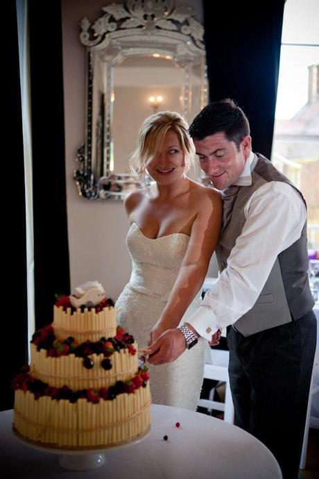 Exeter Castle wedding (31) rustic wedding Lucy Turnbull Photography (31)