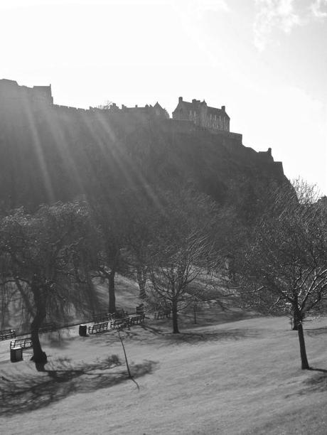 Edinburgh Castle, Princes Street Gardens, Sunlight, Walk, Spring, Edinburgh