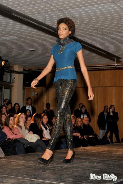 Snake Leggings and tube necked Tshirt.
Photo courtesy of Marc Richez
xoxo LLM