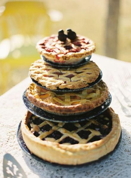 Alternative Wedding Cake: Wedding Pies