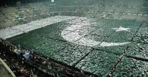 largest-human-national-flag-made-in-Lahore