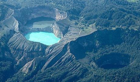 Kelimutu - Indonesia's Tri-Colored Lakes