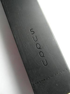 Suqqu Eyeshadow Brush F Review