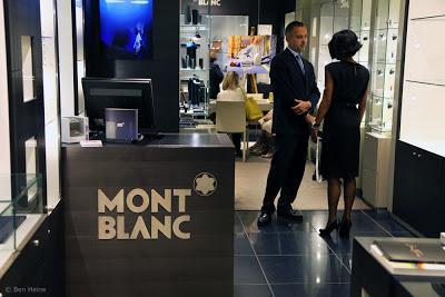 Exhibition in MontBlanc Shops   A selection of Pencil Vs ...