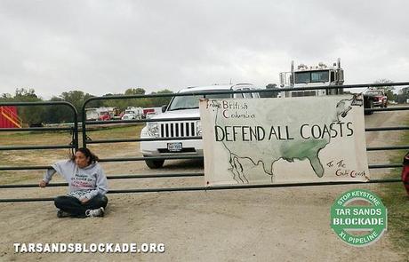 Gulf Coast Oilfield Wife, Mother of 6, Cherri Foytlin Chains Self to Keystone XL Pipeyard Gate