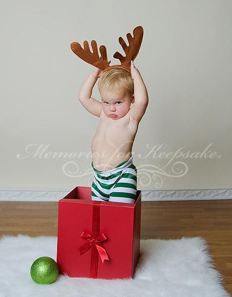 Five Creative Photography Ideas for Family Christmas Cards – Toddlers