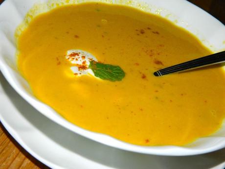 apple pumpkin curry soup