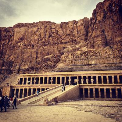 Bus Egypt: Temple Town Bus Egypt: Temple Town