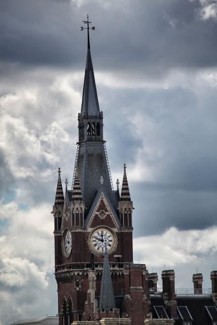 Don't Forget To Put Your Clocks Back!