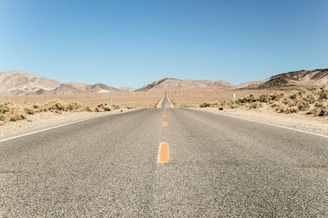 Us_death_valley_road_img_3549_preview
