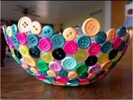 Blow up a balloon, glue buttons to it, let dry. Then pop the balloon. Makes a cute bowl! - Click image to find more DIY & Crafts Pinterest pins