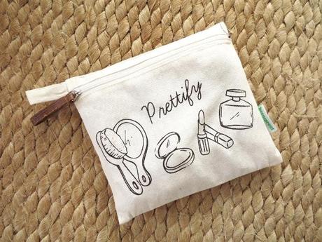 Beansprout Illustrated Canvas Pouches | Travel Make-Up Picks, Hong Kong OCT.2012