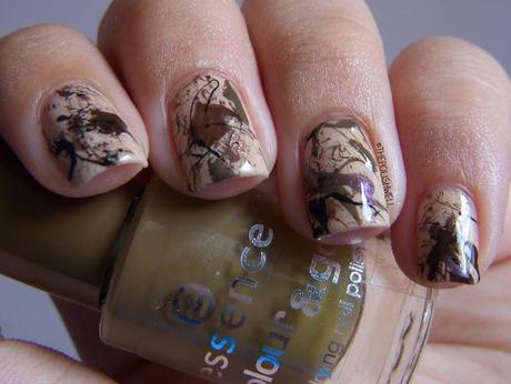 Nail Ideas: Fall Trends with Essence!