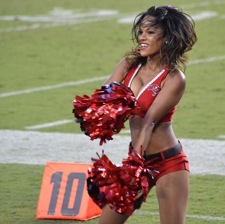 My New Favorite Tampa Bay Cheerleader: Geneva