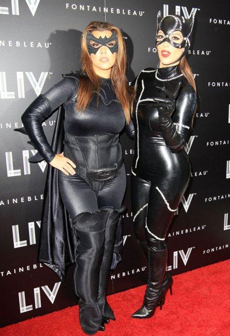 kardashians-catwoman-suits-for-Halloween