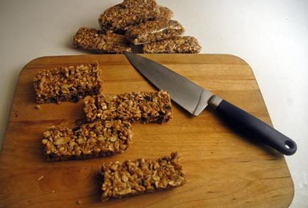 Peanut Butter Chewy Granola Bars