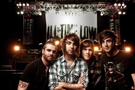 All Time Low – “Don’t Panic”