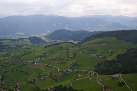 View while paragliding over Alpe di Siusi (Seiser Alm)