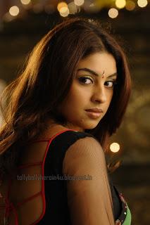 Hot n Sexy Indian Stars: Richa Gangopadhyay HQ - Huge Spicy Collection Sexy...