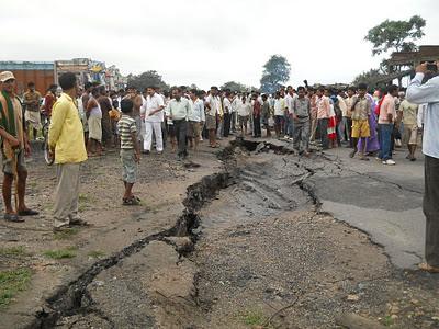 Effects on national highway in Jharkhand State of India due to 19th September Earthquake.