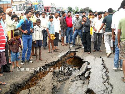 Effects on national highway in Jharkhand State of India due to 19th September Earthquake.