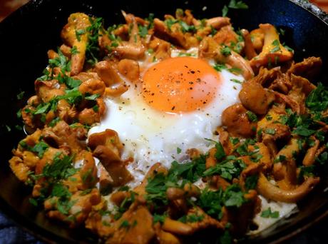 Fresh girolles, Burford Brown egg, parsley, garlic and lemon