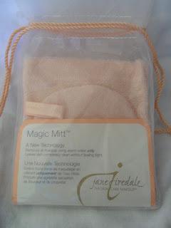 Jane Iredale Magic Mitt