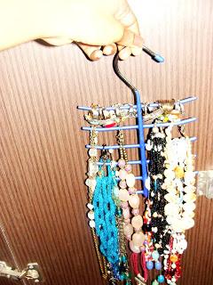 Simple jewellery organising tips