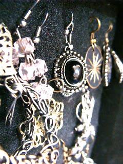 Simple jewellery organising tips